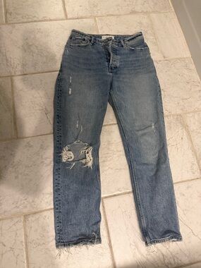 Abercrombie & Fitch Curve Love - Dad High Rise Light Blue Straight-Leg Jeans